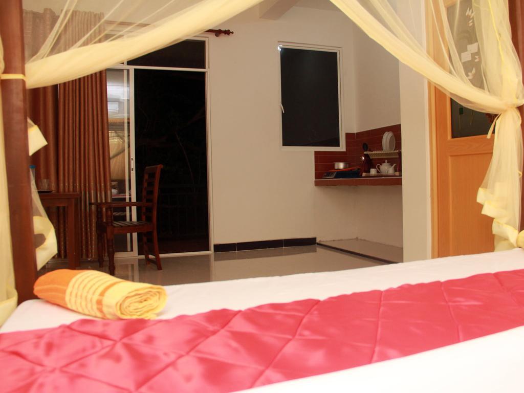 Sun Rest Mirissa Hotell Banduramulla Eksteriør bilde